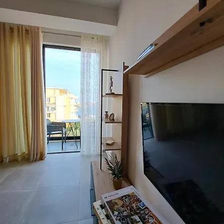 Apartment Mamani *