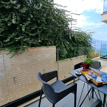 Mamani * Sarandë