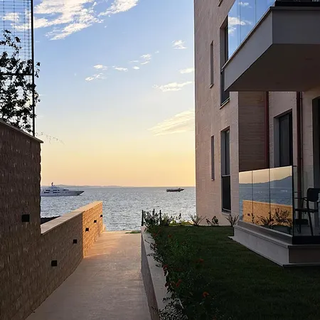 Mamani Appartamento Sarandë